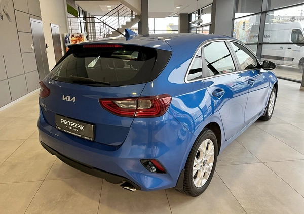 Kia Ceed cena 93900 przebieg: 40084, rok produkcji 2023 z Szczecinek małe 277